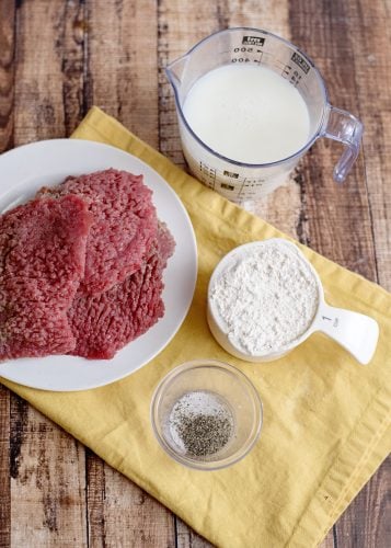 Cubed Steak and Milk Gravy ingredients