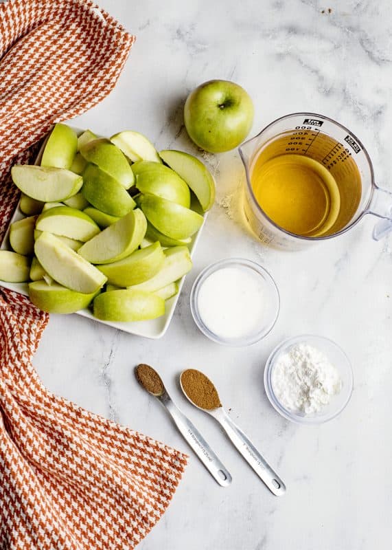 Ingredients for fried apples recipe.