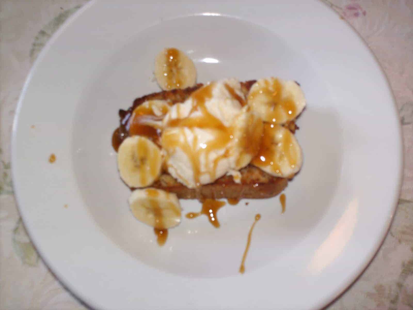 Banana Bread Caramel Sundae