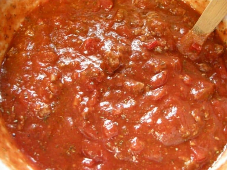 Super Easy Spaghetti Sauce in the Crockpot