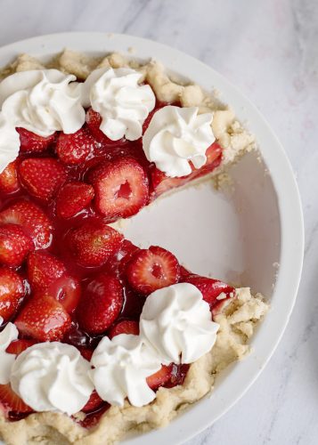 Valentines Day recipes: fresh strawberry pie.