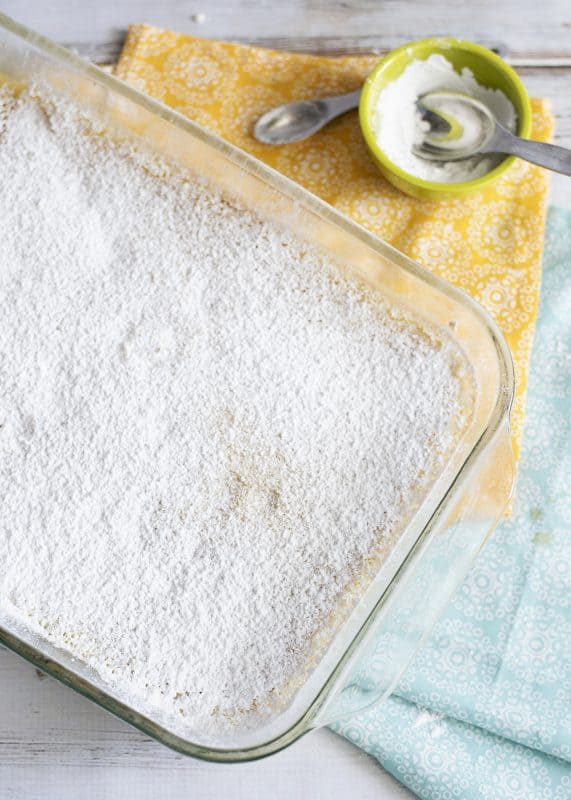 Cover cooled lemon bar in confectioner's sugar.