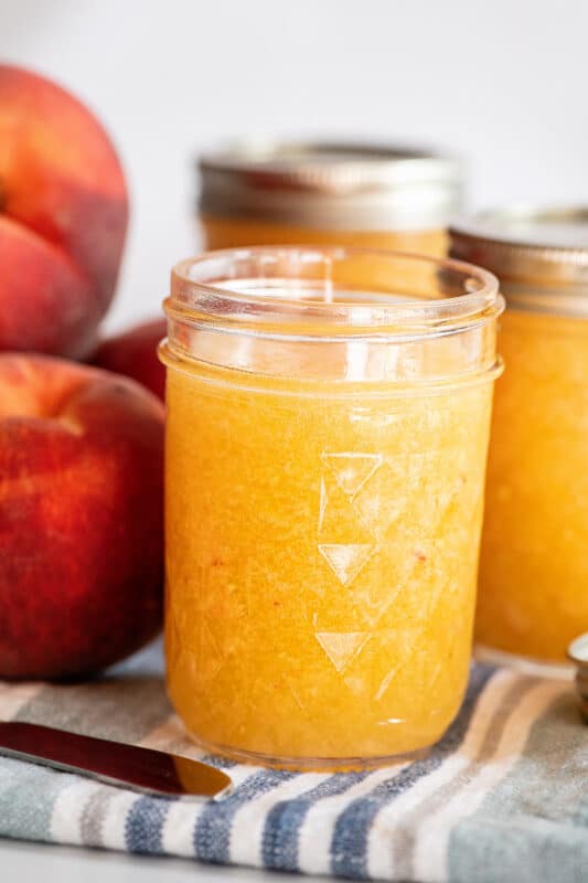 Peach freezer jam