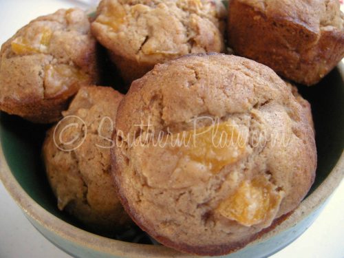 peach cobbler muffins