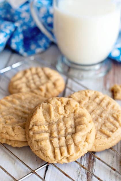 Peanut butter cookies with a glass of milk.