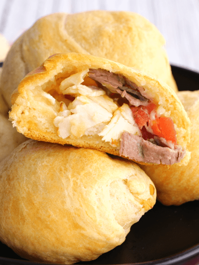 Inside crescent roll meat pie (quick easy lunch idea from Southern Plate).