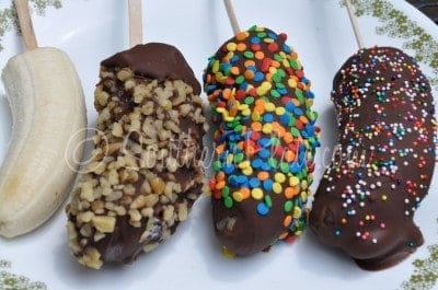 Frozen Chocolate Covered Bananas - a GREAT Alternative to popsicles and ice cream. My kids love these (and so do I)