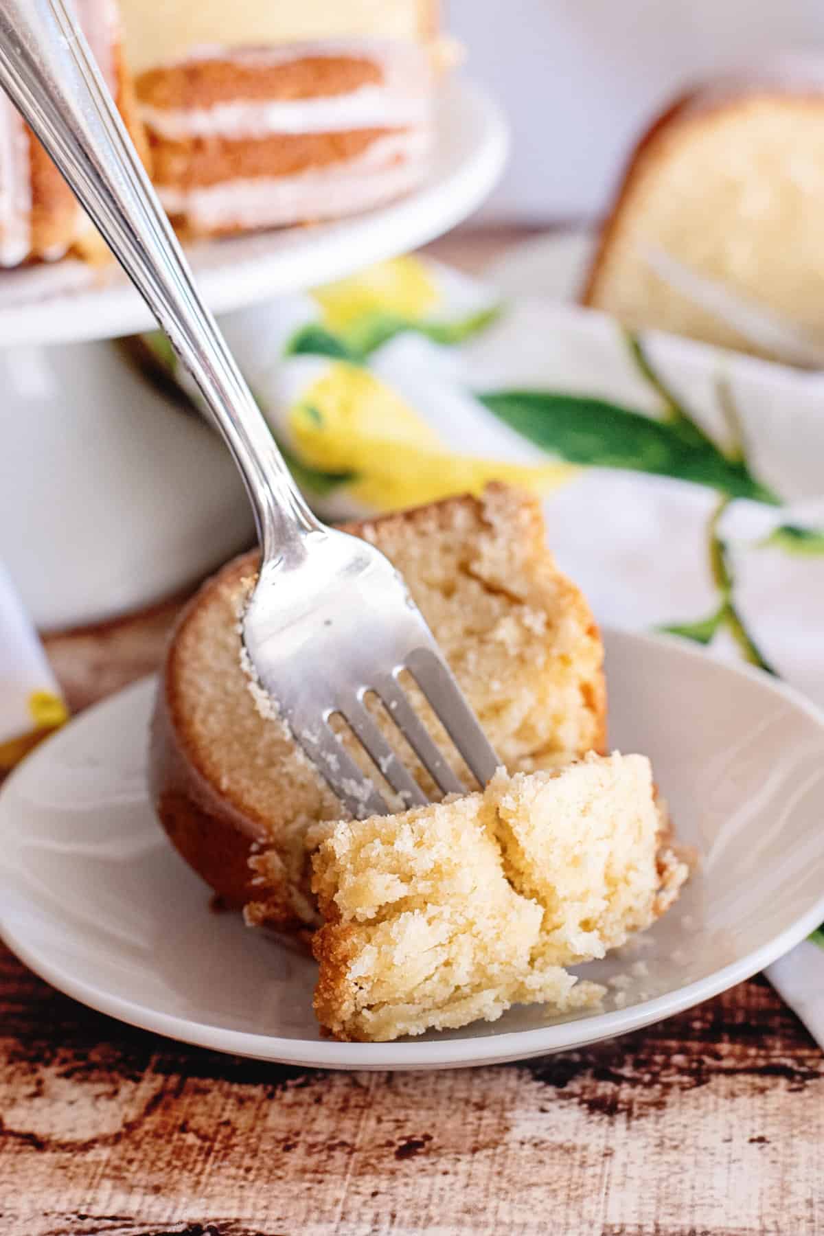 7-Up Pound Cake With Lemon Glaze