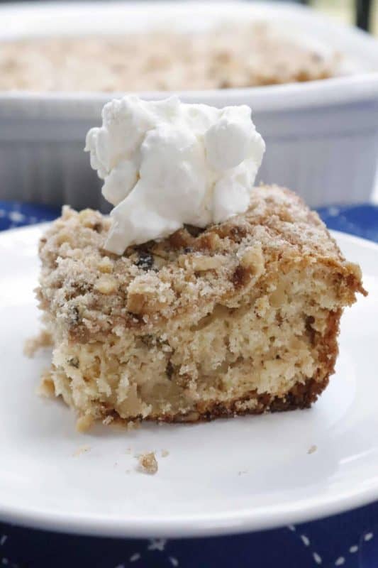 easy apple cake slice