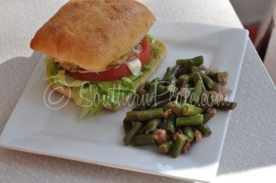 Burger with green beans
