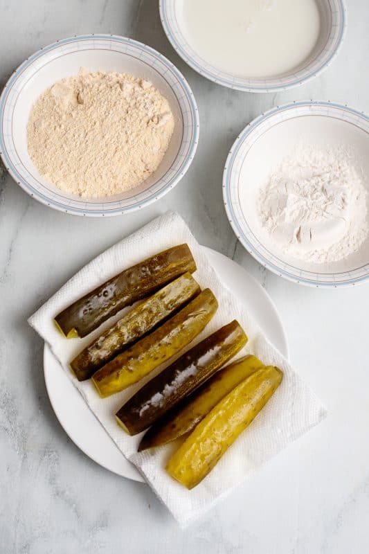 drain pickles and lay them on paper towel.