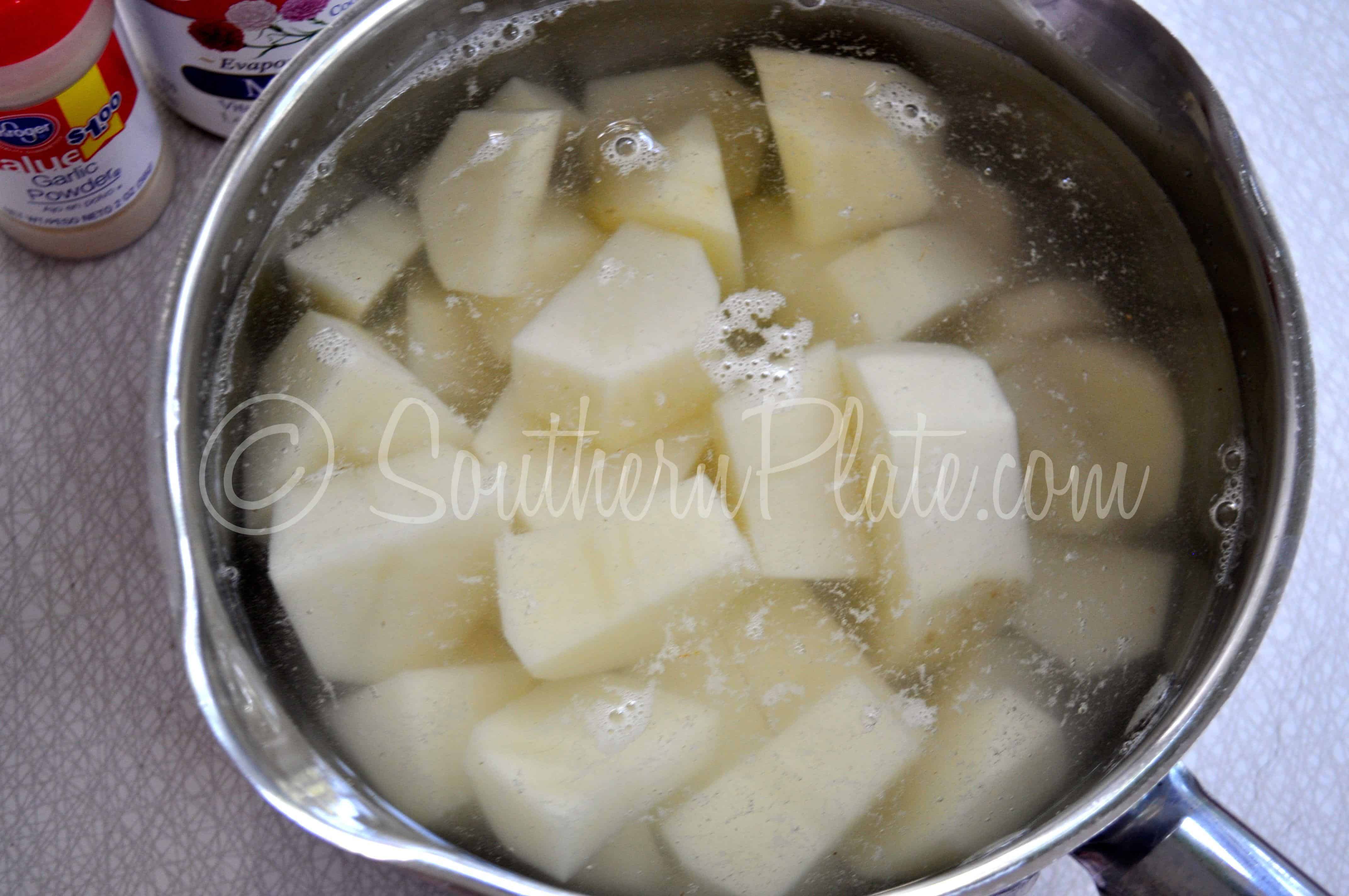 Garlic Mozzarella Mashed Potatoes - Southern Plate
