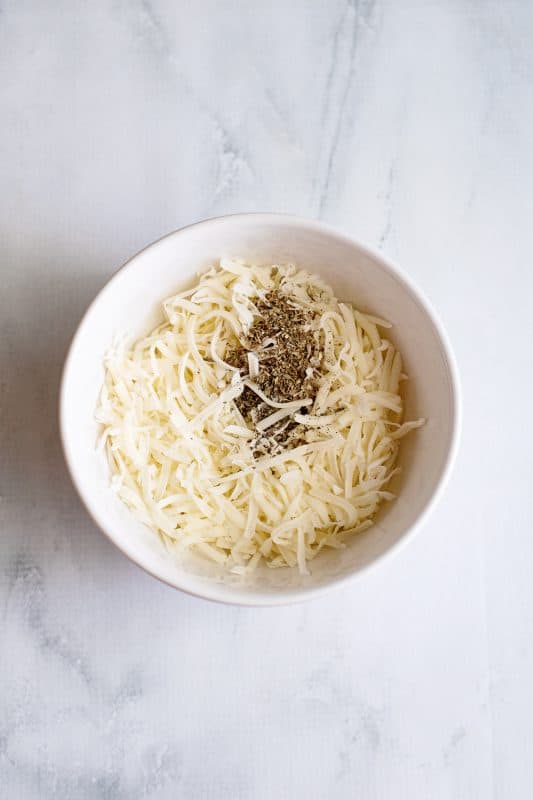 to stuff pizza crust add herbs to mozzarella