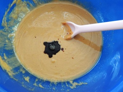 Add vanilla to mixing bowl.