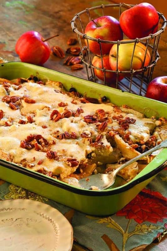 apple pecan cobbler