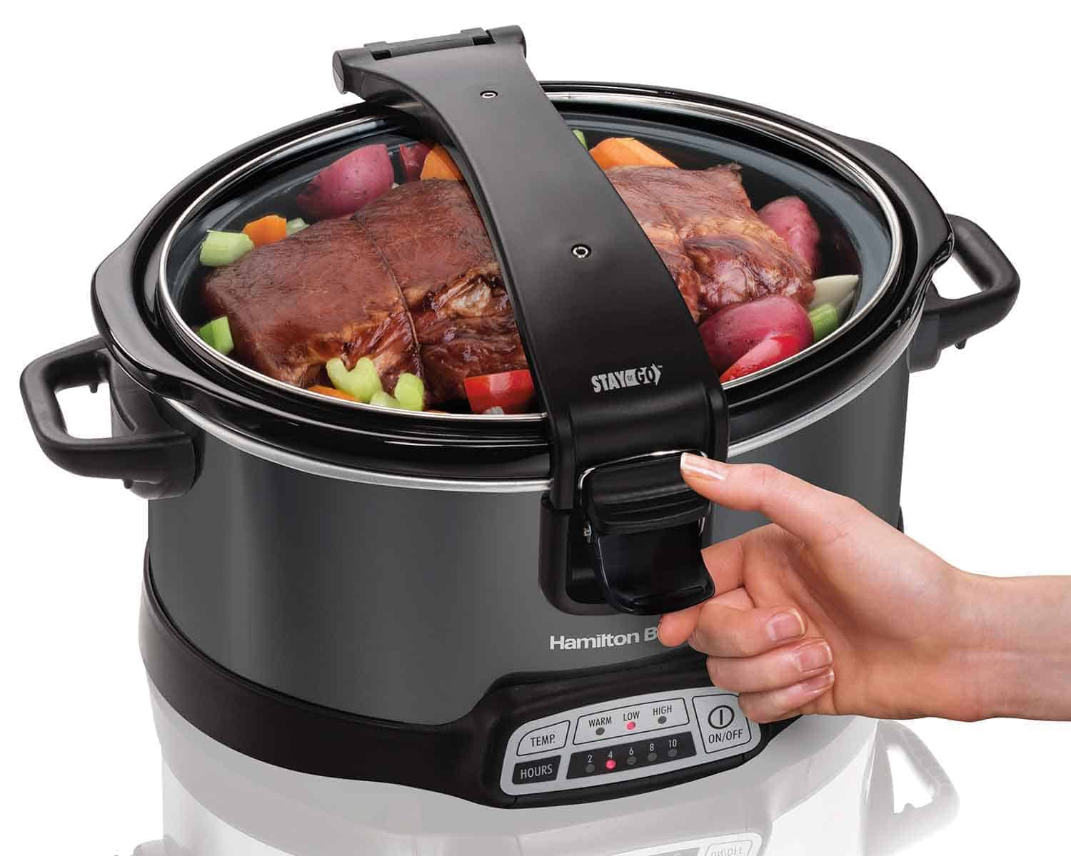 Hamilton Beach Programmable Stay or Go 6 Quart Slow Cooker with 2
