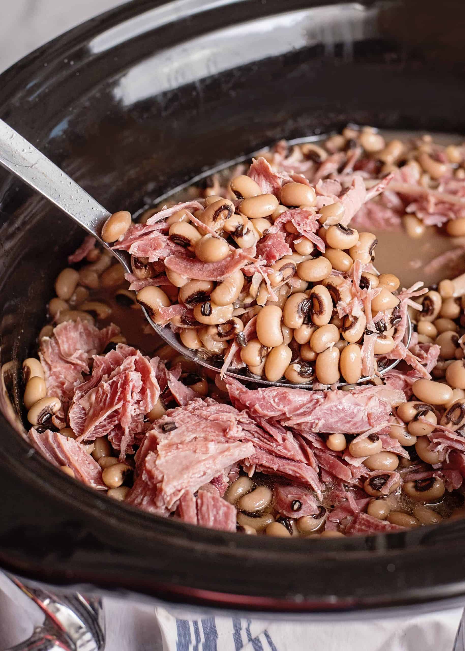 Black Eyed Peas With Smoked Turkey Leg