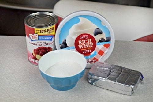 ingredients for cheesecake fluff.