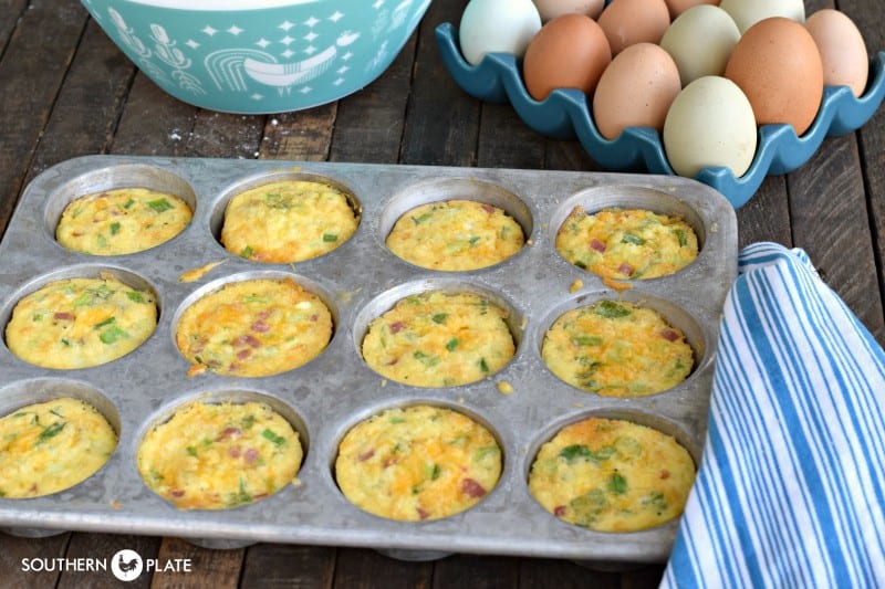 Muffin-Tin Omelets with Broccoli, Ham & Cheddar