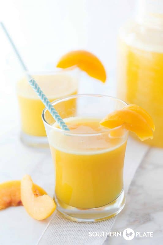 Peach Lemonade - 2 Ingredients & Sugar Free!