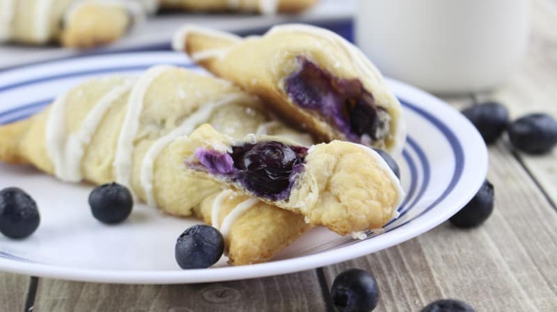 Blueberry Cream Cheese Danish (from crescent rolls!)