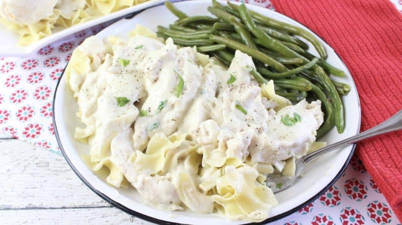 chicken with sour cream gravy – and encouragement for young married folks