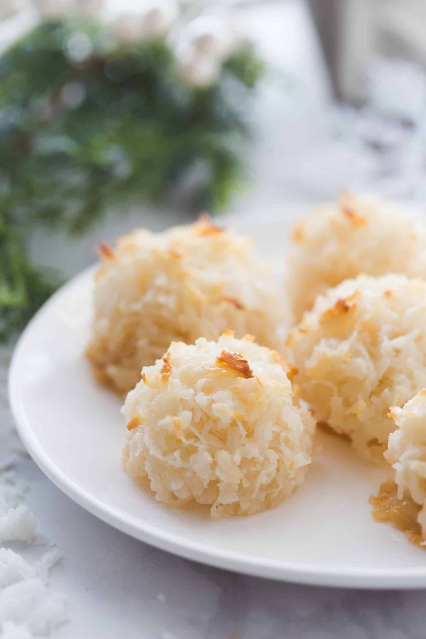 Coconut Macaroons Recipe (3 Ingredients Only)