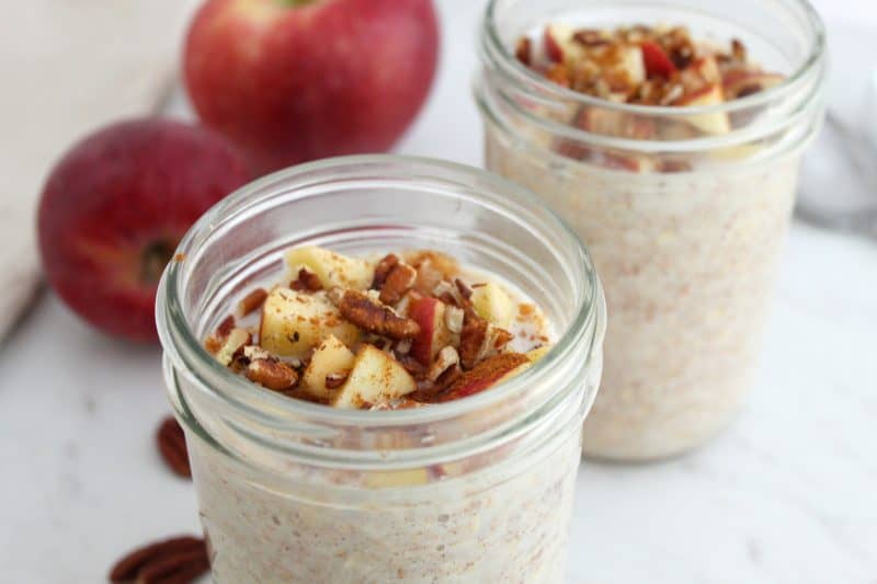 apple pie overnight jars