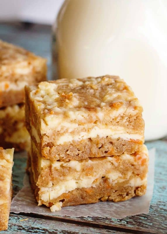 Mrkvový dort Blondies