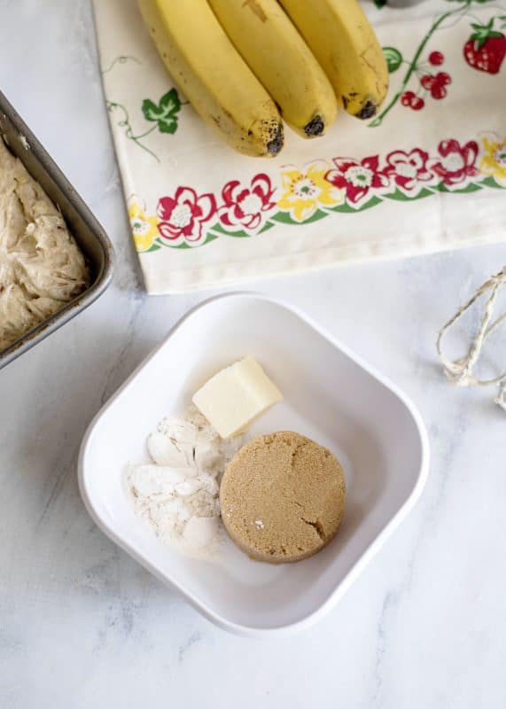 Banana bread topping ingredients