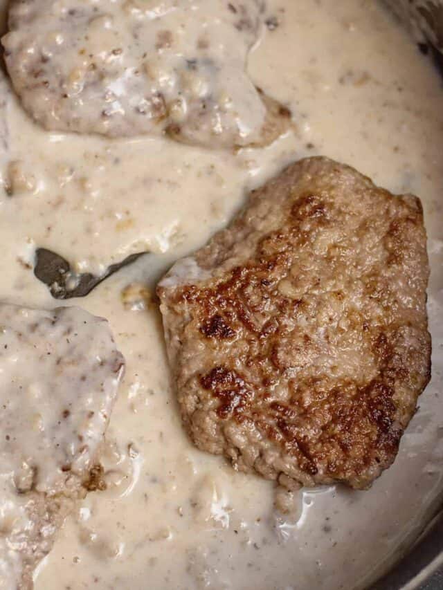Southern Cubed Steak and Milk Gravy