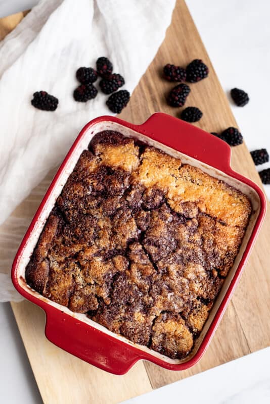 baked berry cobbler