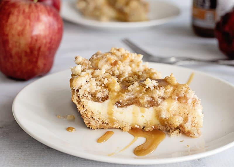 caramel apple cheesecake slice