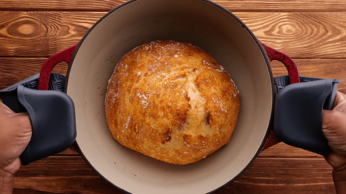 Texas Dutch Oven Bread is the easiest to make - Kitchen Wrangler