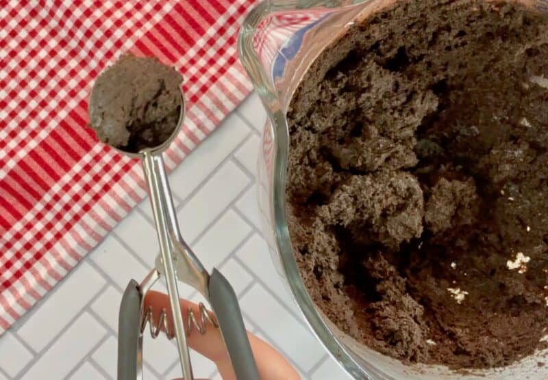 scoop up the oreo mix into a ball