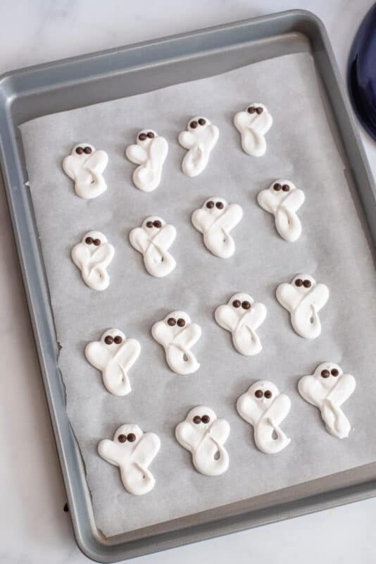 tray of ghost meringue cookies