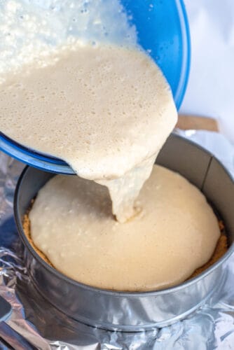 Pour cheesecake mixture into pie pan.