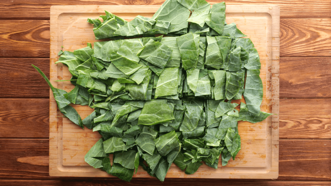 Coarsely chop washed collard greens.