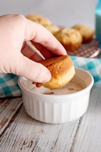 Dip the buttered top into the cinnamon-sugar mixture