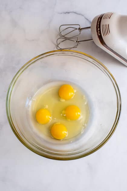 Beat eggs in bowl until foamy.