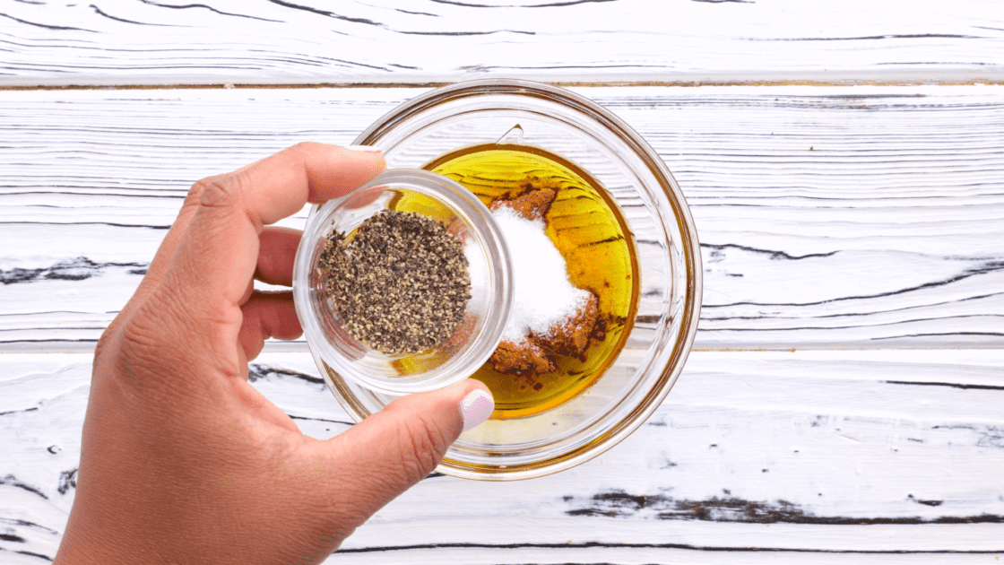 Add pepper to mixing bowl.