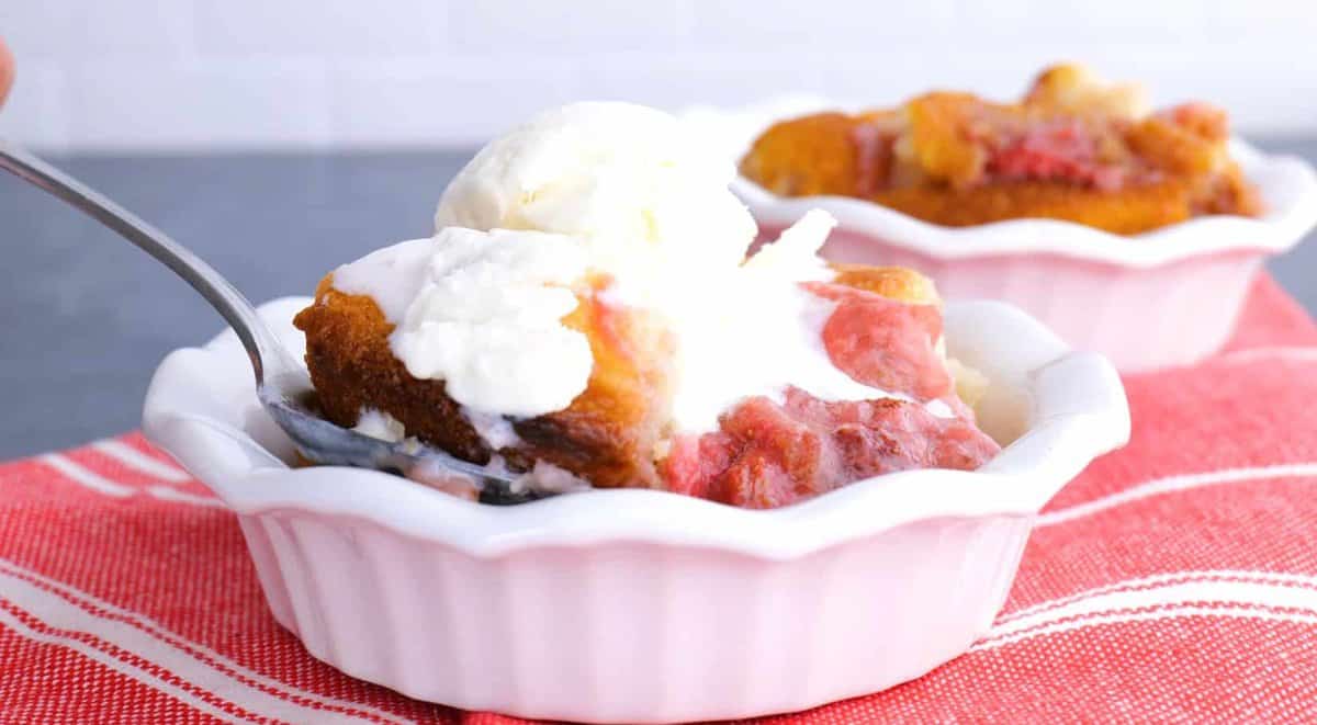 Southern Plate Classic Strawberry Cobbler with Ice Cream