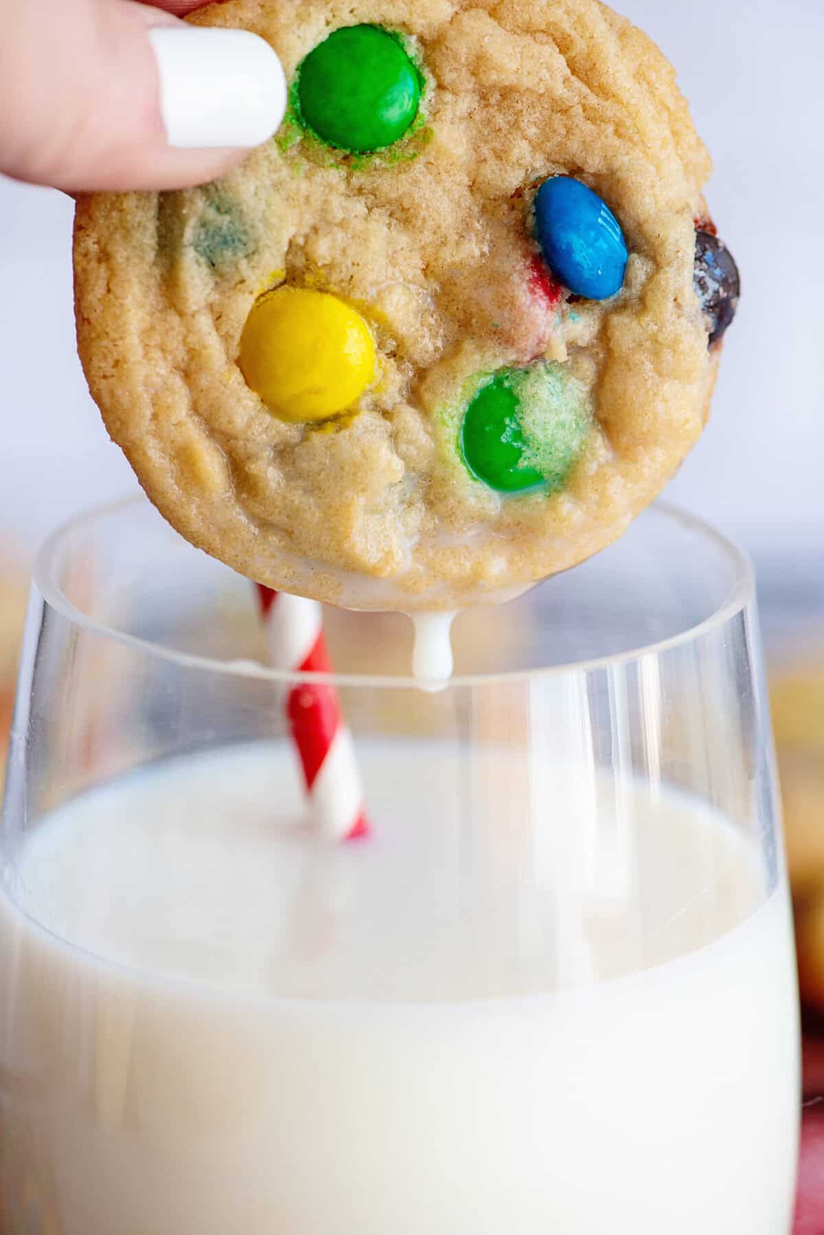 Old-Fashioned M&M Cookies
