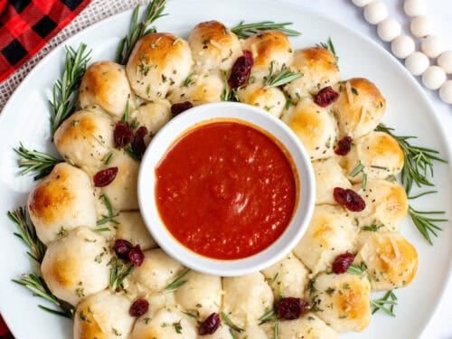 Cheesy Pull Apart Bread Christmas Wreath