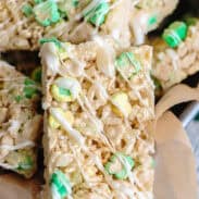Lucky Charms Rice Krispies Treats single