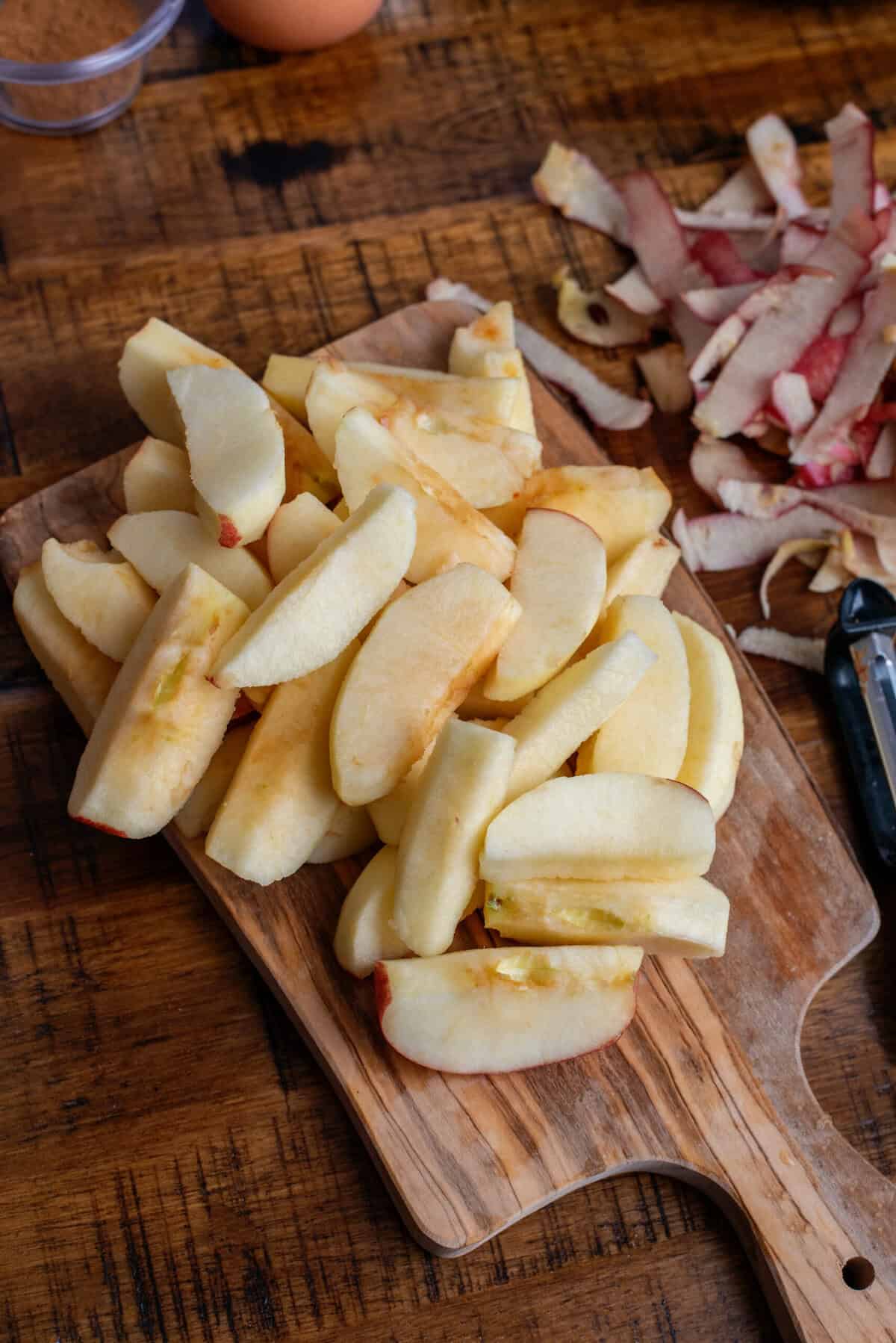 Apple slices on a cutting board