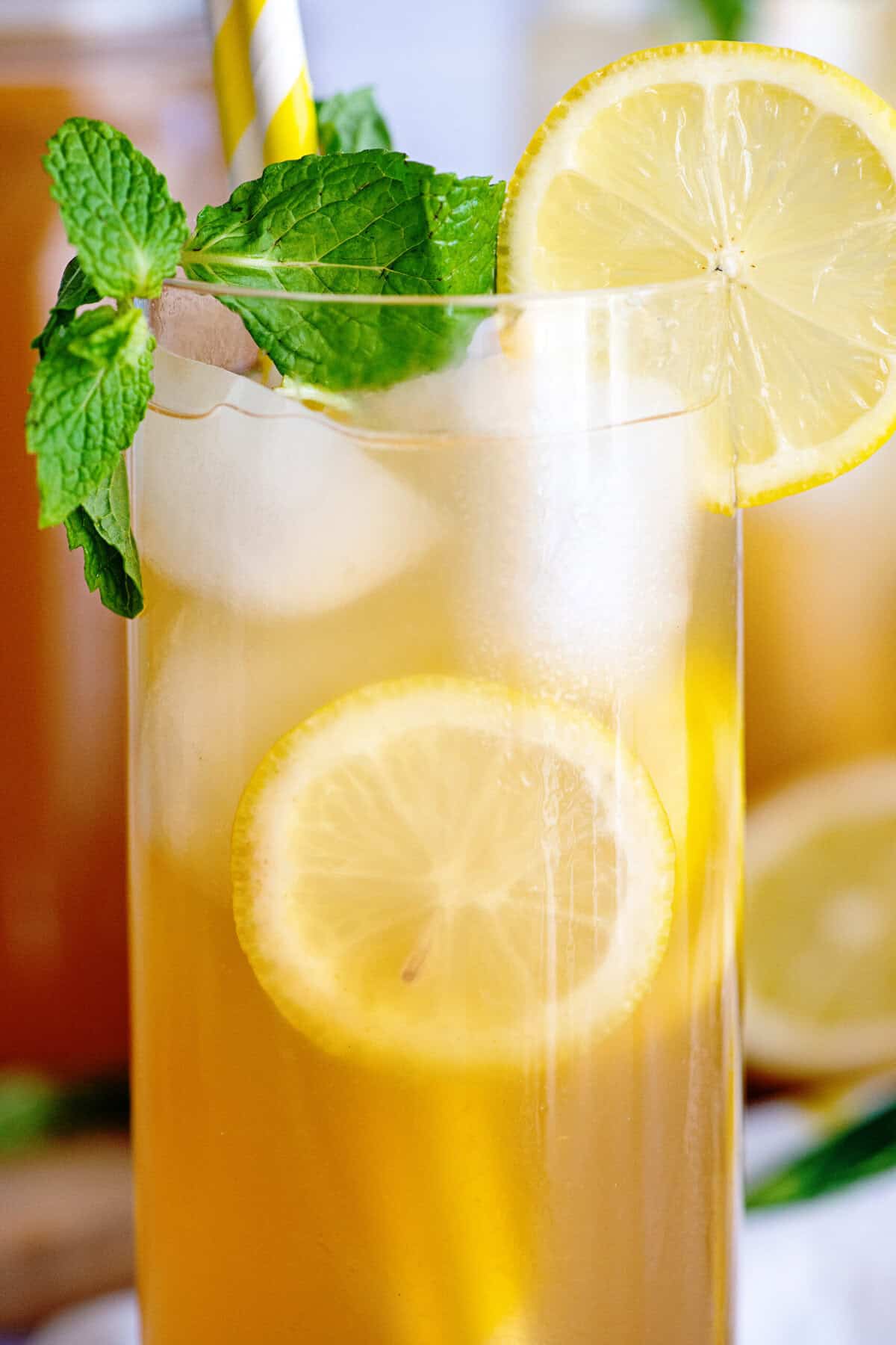 Close up of a glass of Arnold Palmer