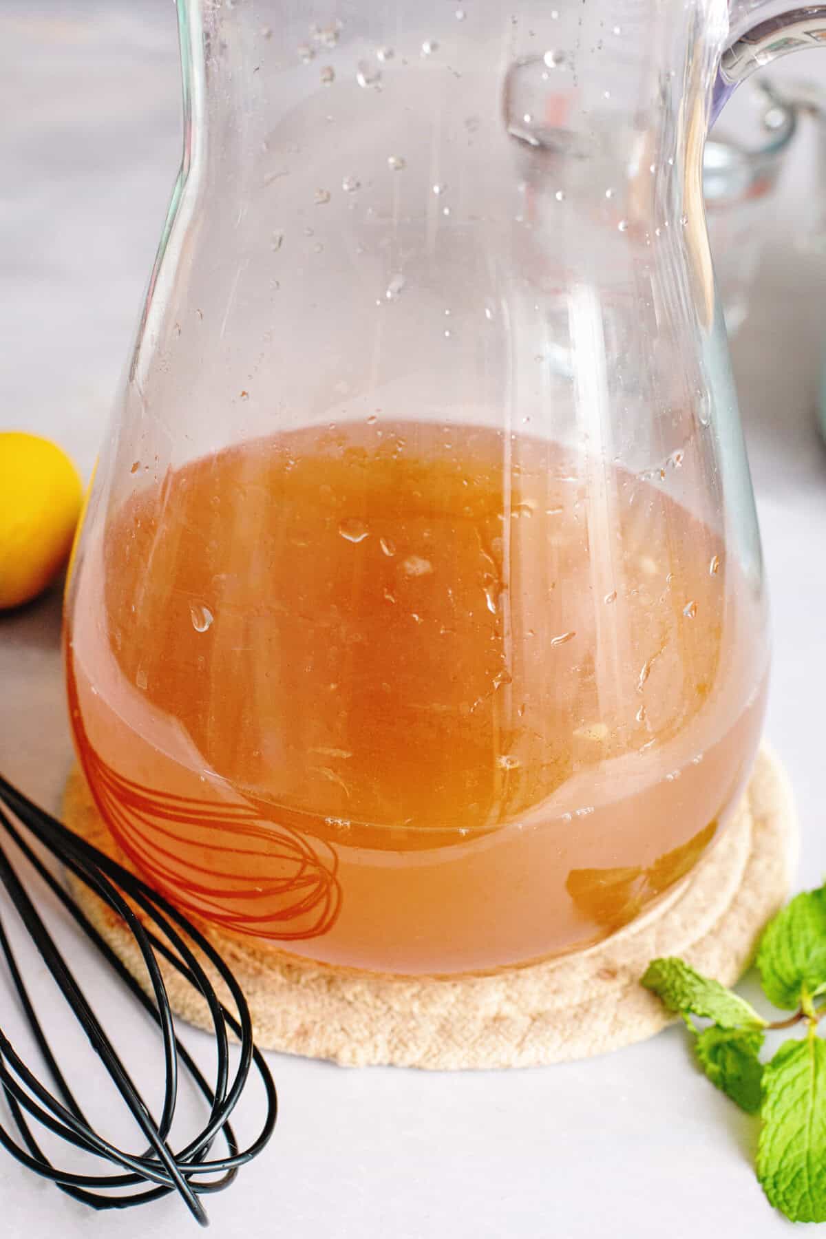 A combined pitcher of the Arnold Palmer lemonade and tea mixes