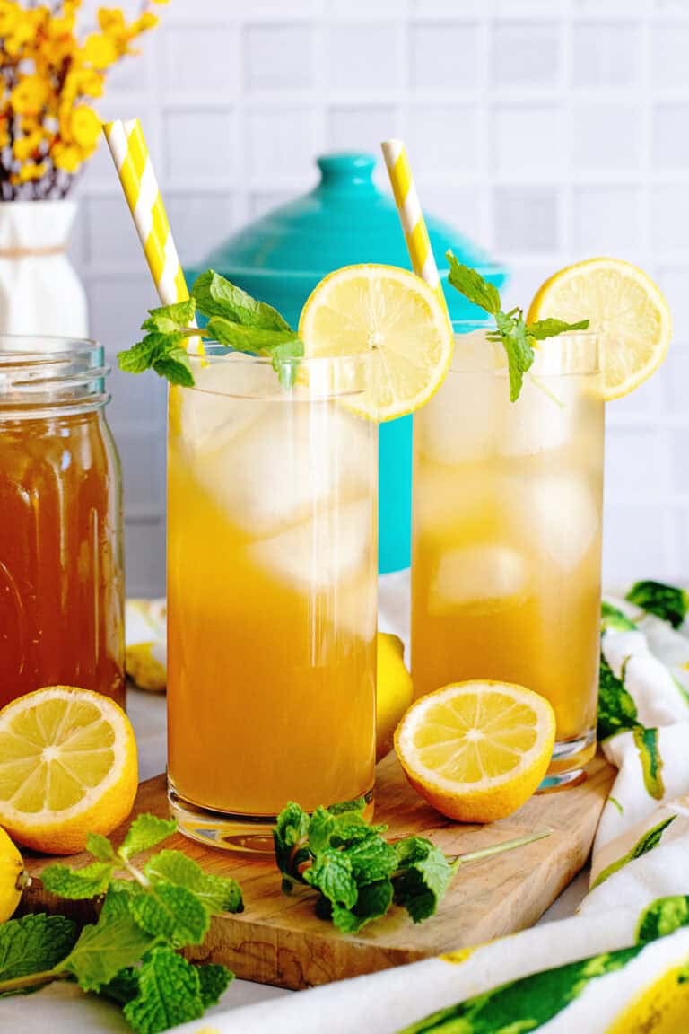 2 glasses of Arnold Palmer