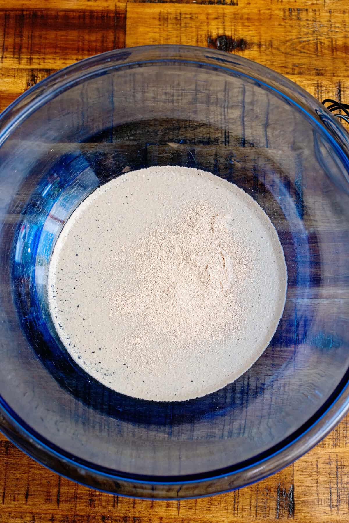 a bowl of dissolved shortening